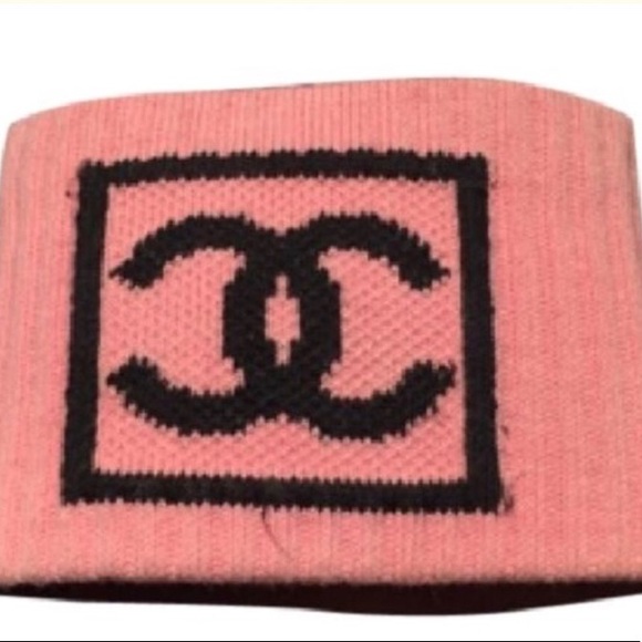 SALE❤️ Authentic Chanel wristband - Picture 4 of 5